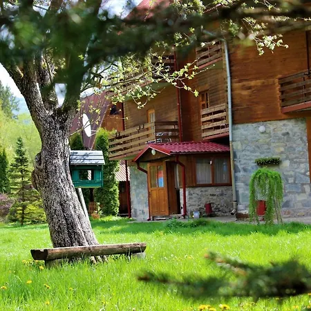 Guest house Три Брати *