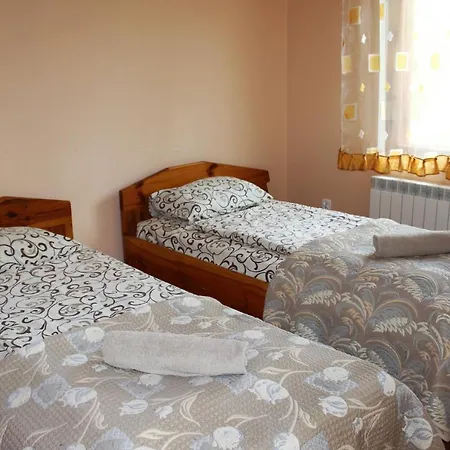 Три Брати Grebenov