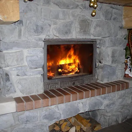 Три Брати Guest house