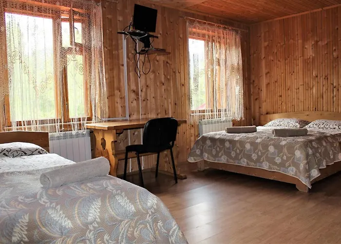 Три Брати Guest house *