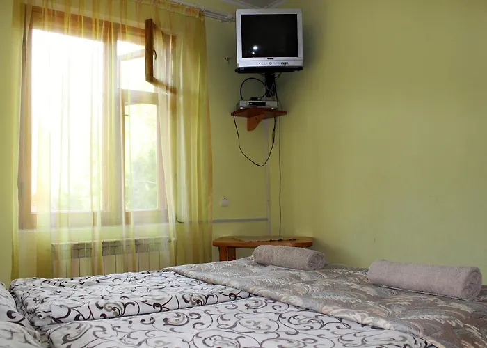 Guest house Три Брати