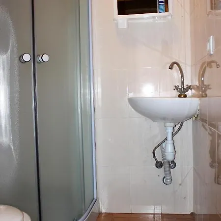 Guest house Три Брати *
