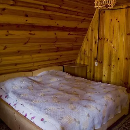 Guest house Три Брати