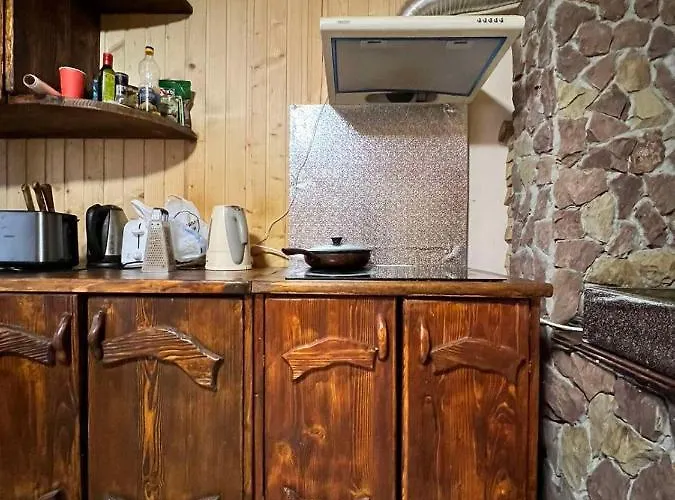 Πανσιόν три брати *